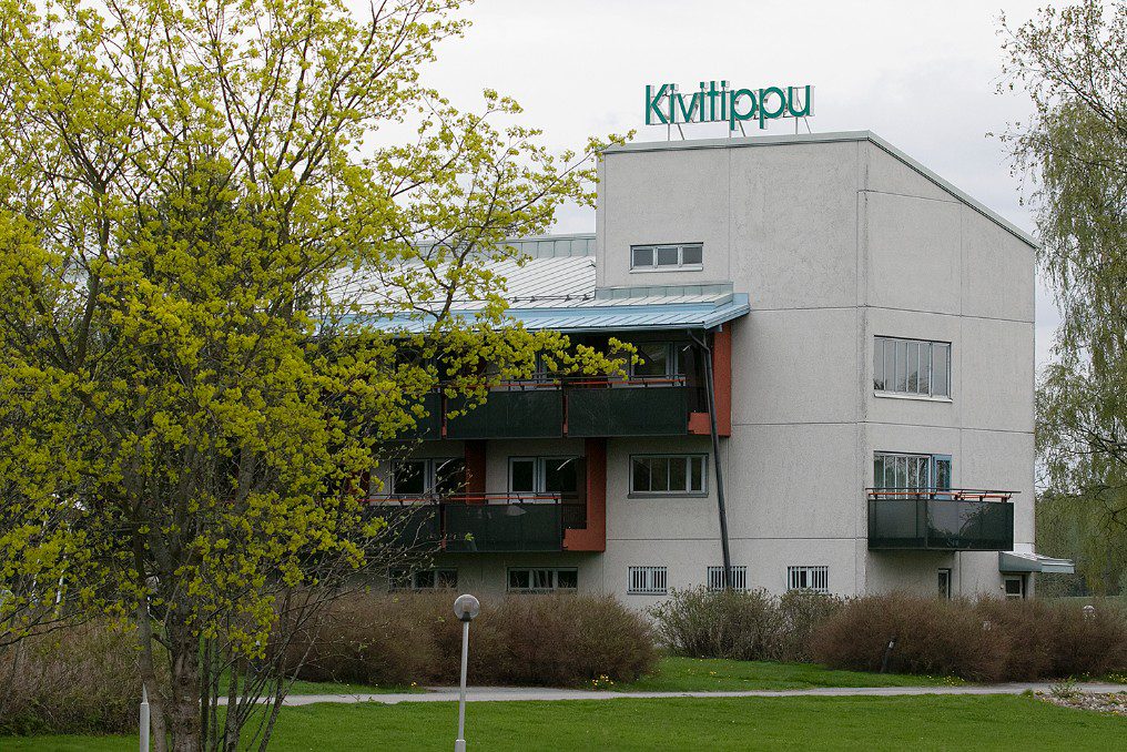 Kivitipun uudistaminen on alkanut. Kuva: Eija Pippola.